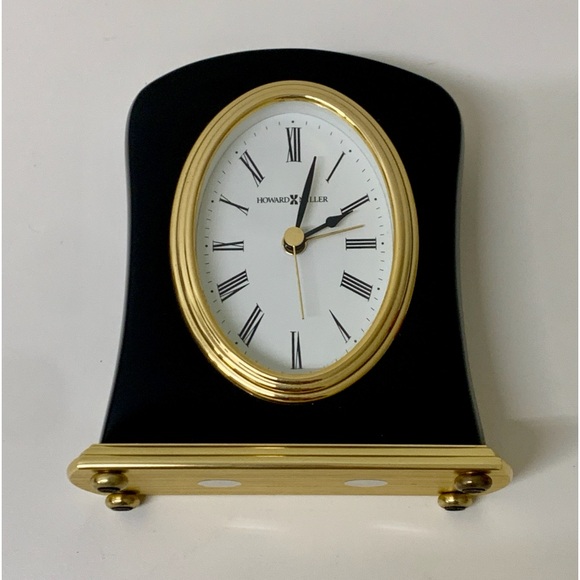 Vtg Howard Miller Glossy Black Gold Art Deco Roman Numeral Quartz Desk Clock - Picture 9 of 12
